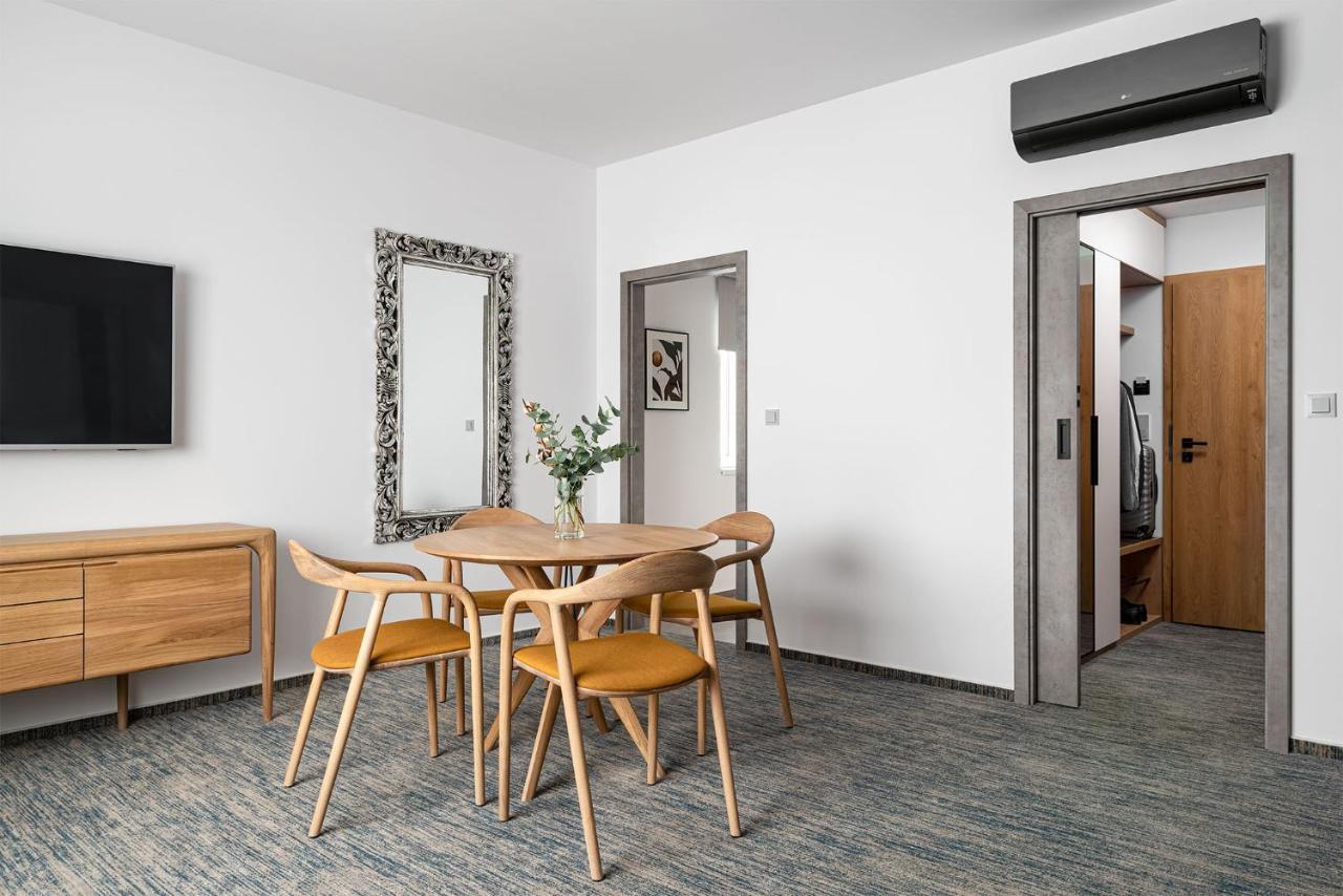 Osvit Aparthotel